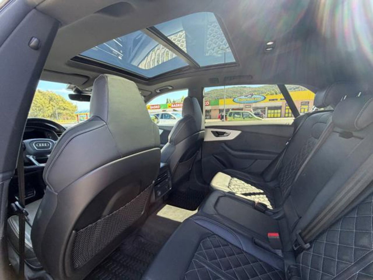 Audi SQ8 TDI quattro tiptronic (13)