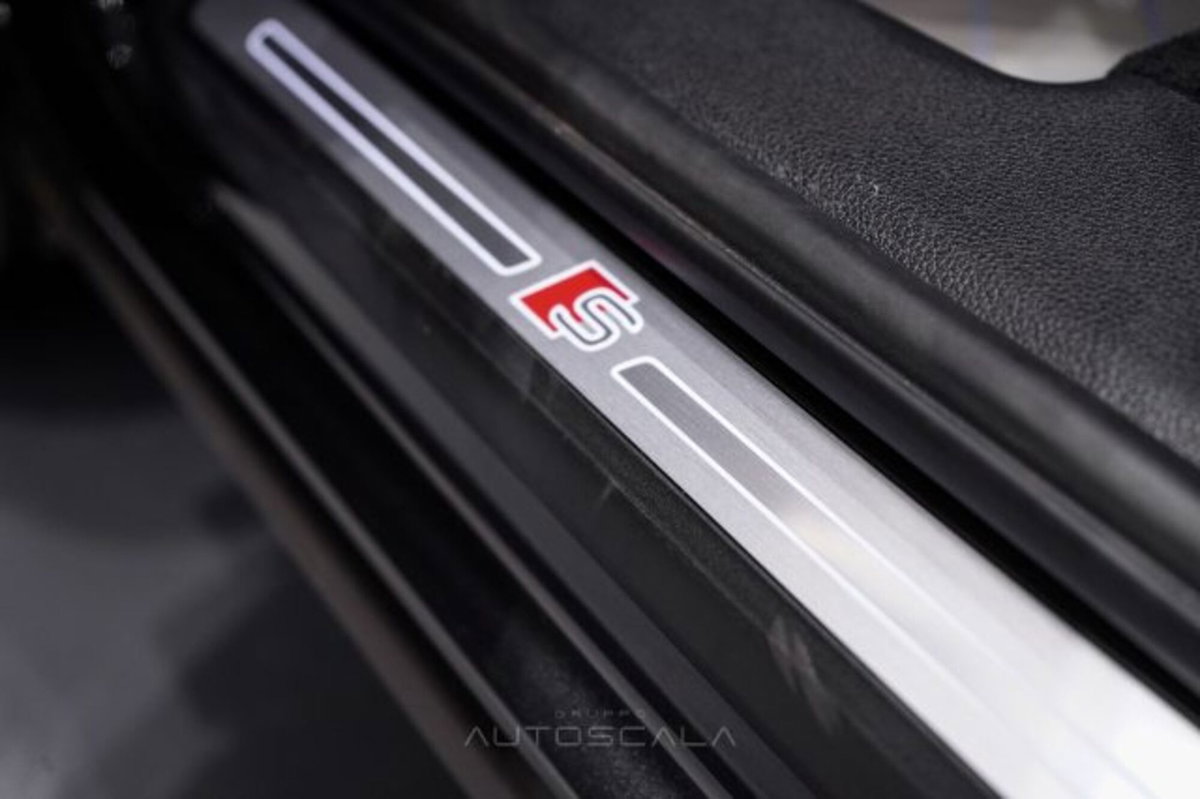 Audi Q3 Sportback 35 TDI quattro S tronic S line edition (12)