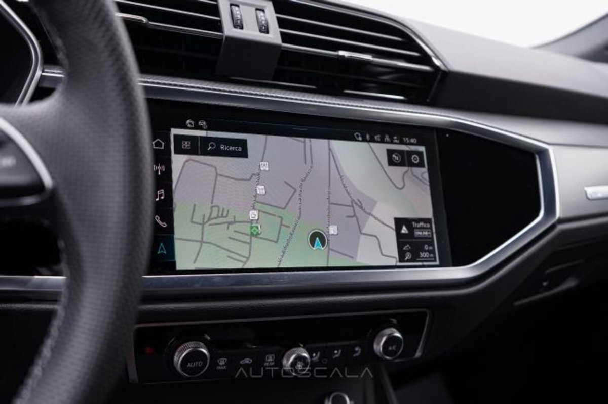 Audi Q3 Sportback 35 TDI quattro S tronic S line edition (17)