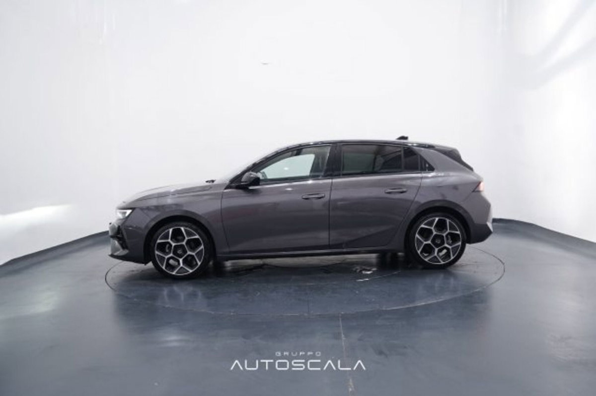Opel Astra 1.2 Turbo 130 CV GS Line (3)