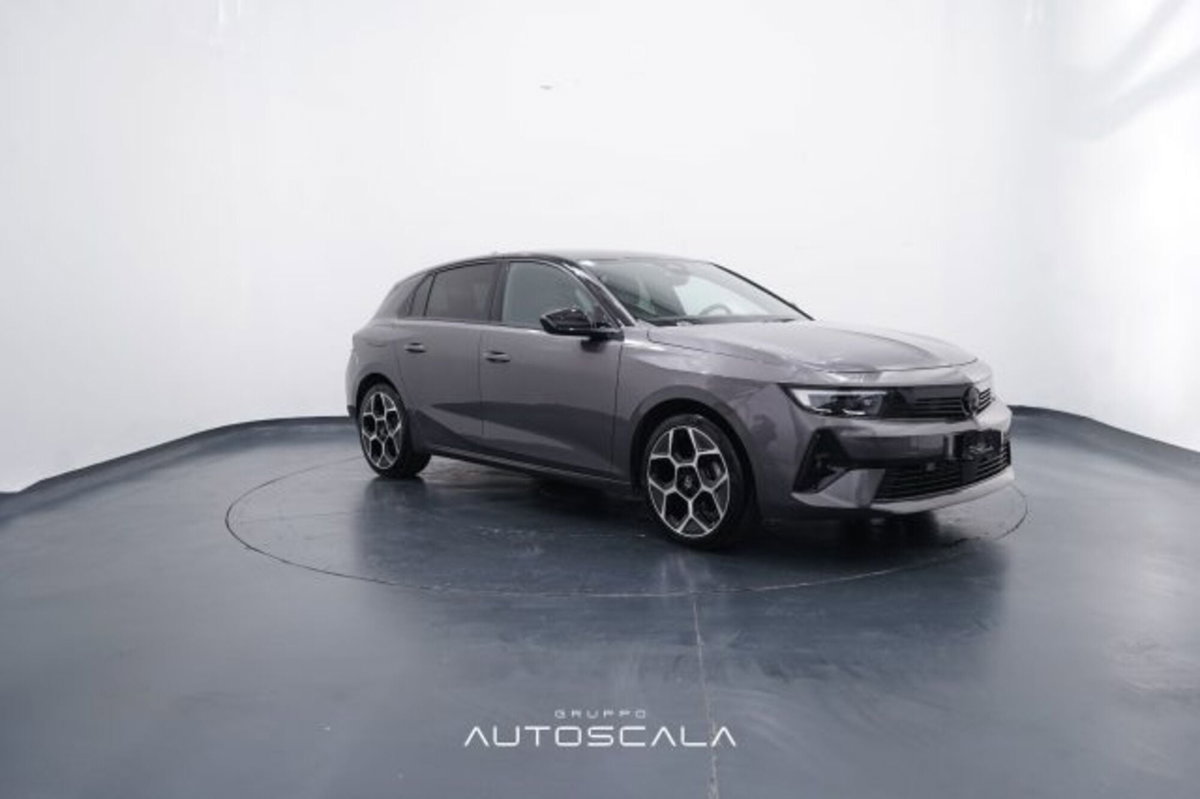 Opel Astra 1.2 Turbo 130 CV GS Line (8)