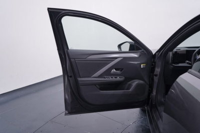 Opel Astra 1.2 Turbo 130 CV GS Line (9)