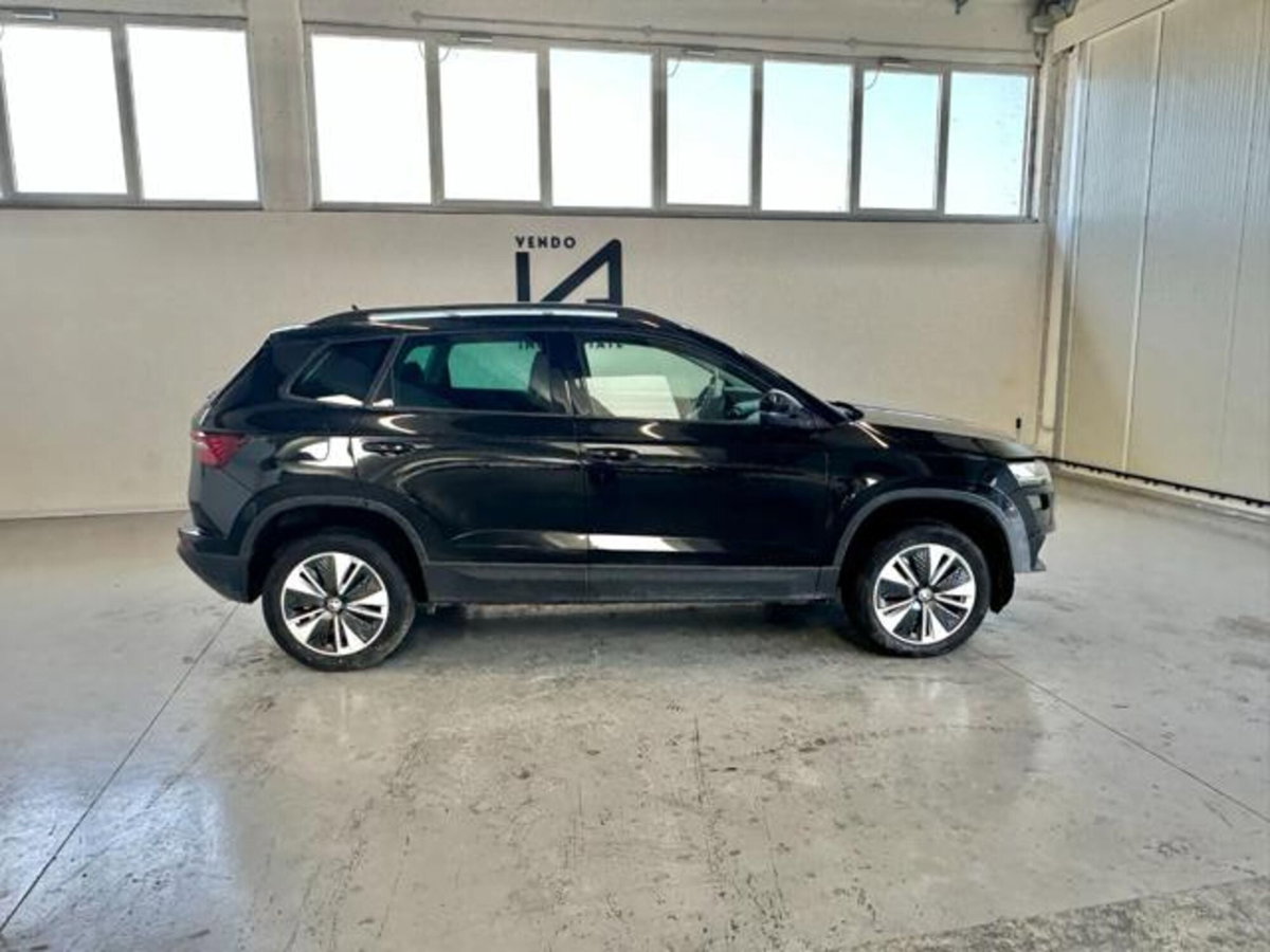 Skoda Karoq 2.0 TDI EVO SCR 115 CV DSG Executive (7)