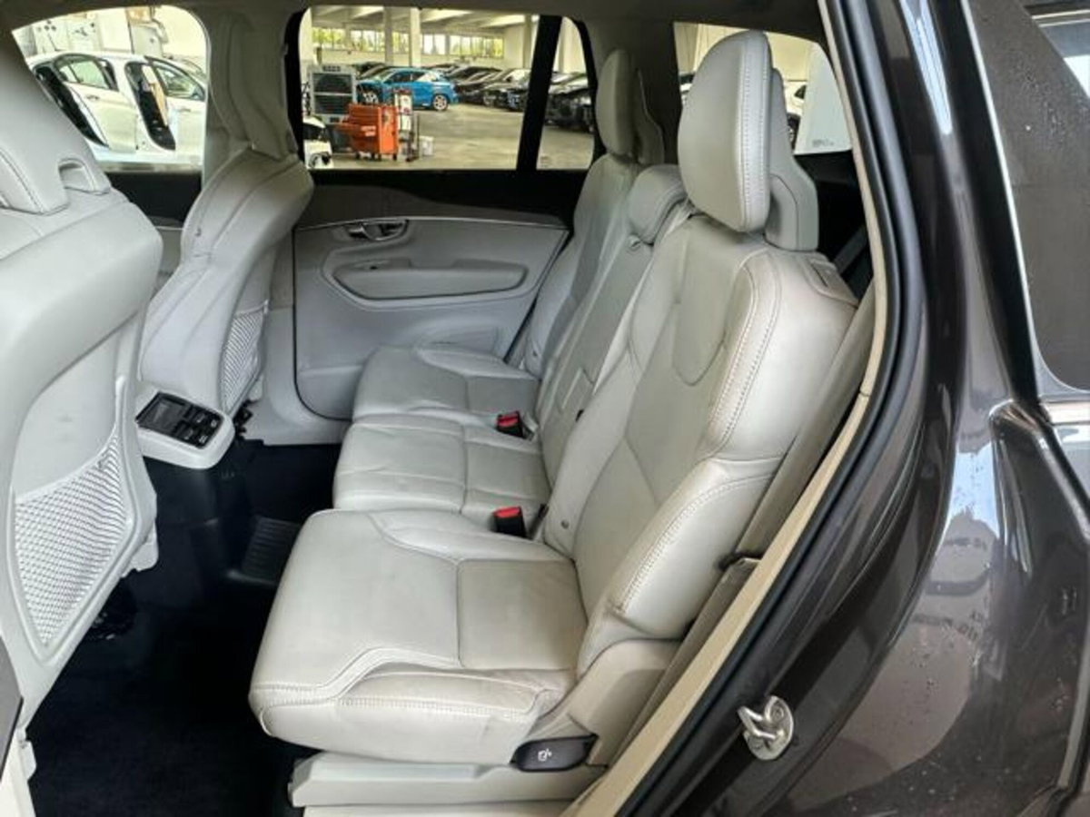 Volvo XC90 T6 AWD Geartronic 7 posti Momentum (11)