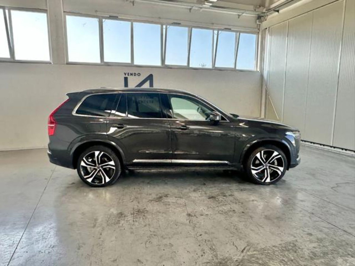 Volvo XC90 T6 AWD Geartronic 7 posti Momentum (8)