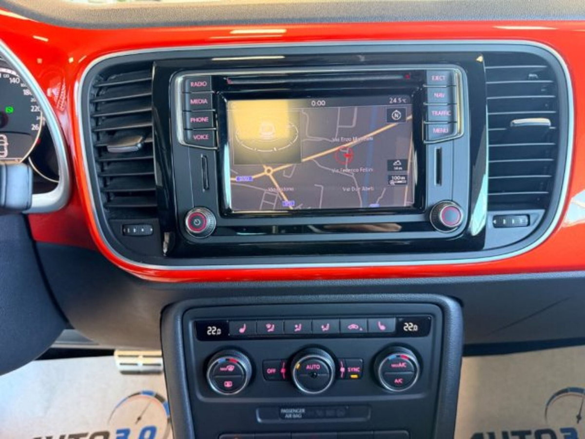 Volkswagen Maggiolino 2.0 TSI DSG Sport BlueMotion Technology (14)