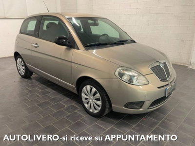 Lancia Ypsilon 1.2 69 CV Argento usata
