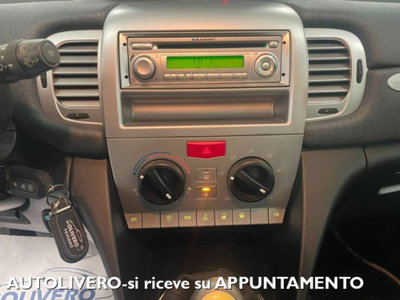 Lancia Ypsilon 1.2 69 CV Argento (13)