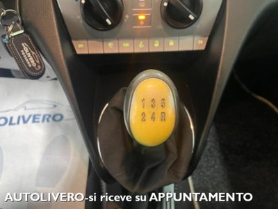Lancia Ypsilon 1.2 69 CV Argento (14)