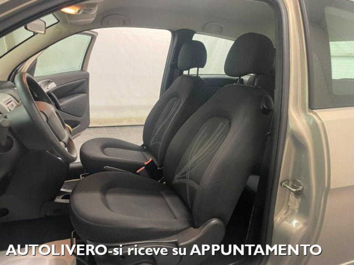 Lancia Ypsilon 1.2 69 CV Argento (8)
