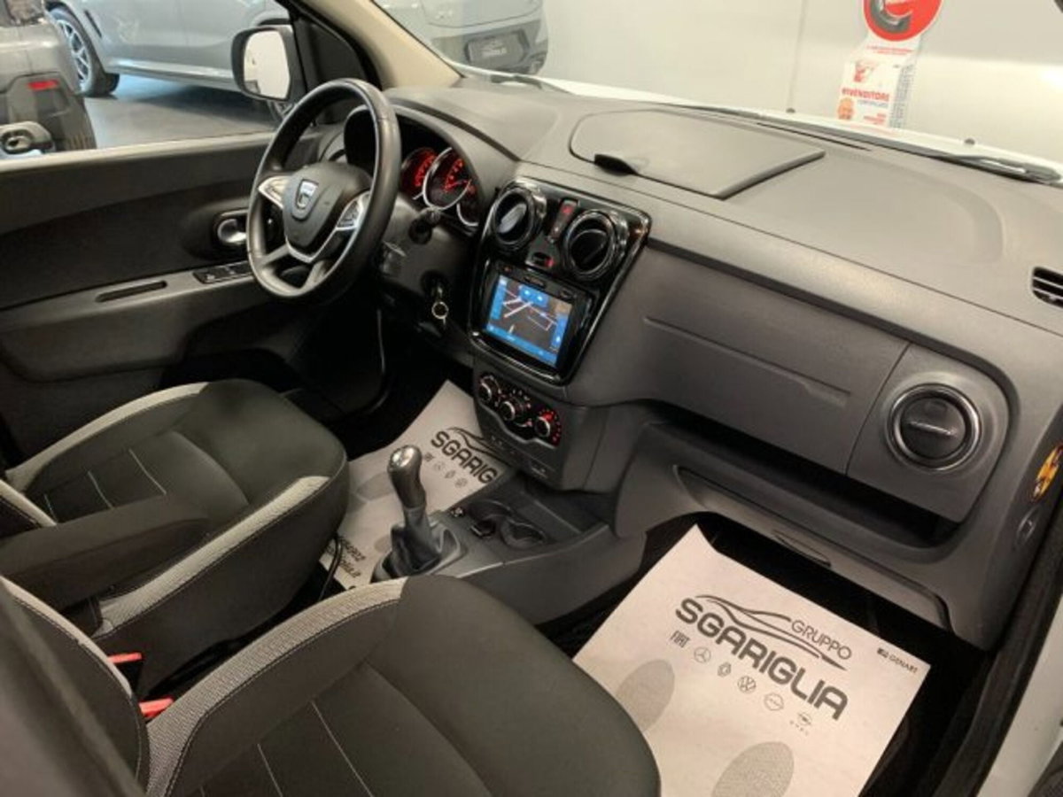 Dacia Lodgy Stepway 1.6 110CV GPL 5 posti (15)