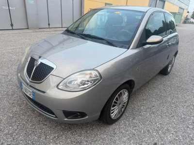 Lancia Ypsilon 1.2 Argento (10)