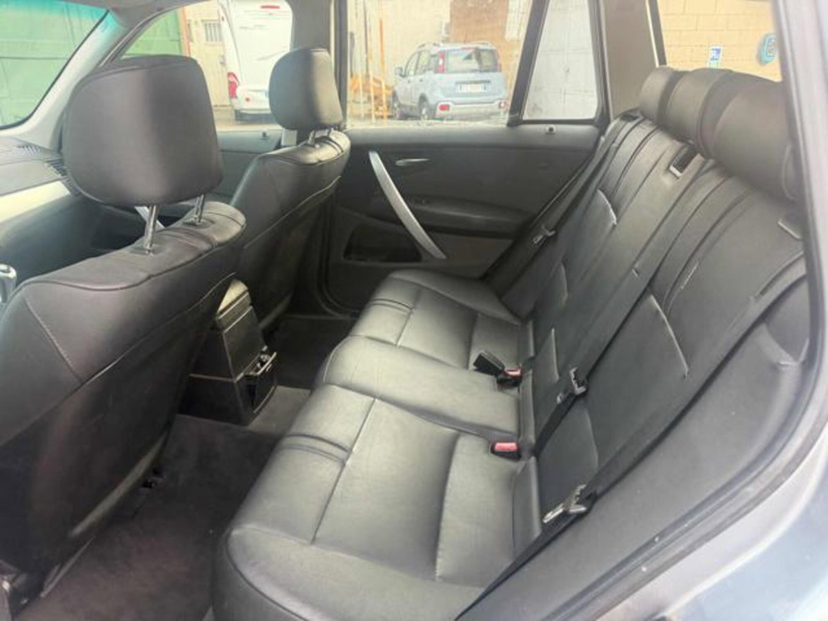 BMW X3 2.0d cat Futura (18)