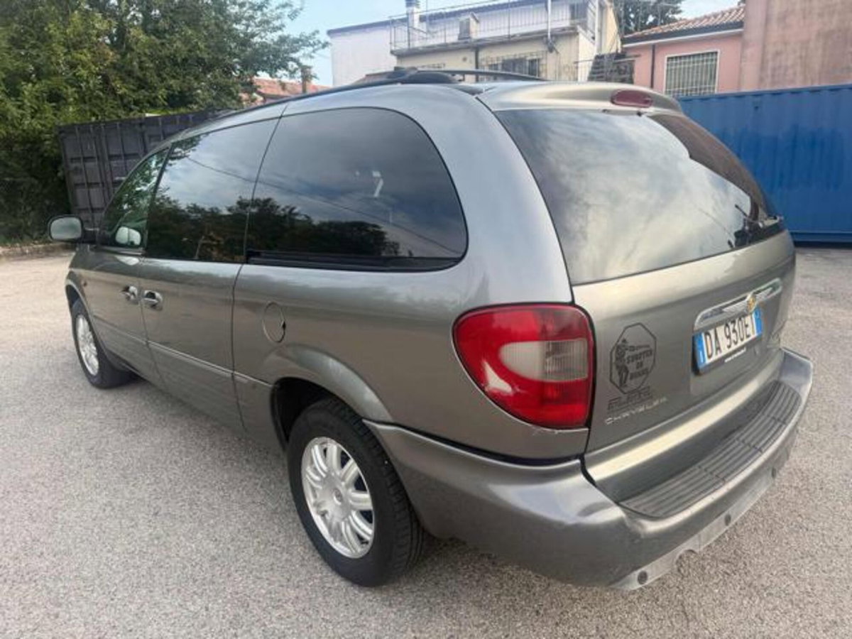 Chrysler Grand Voyager Grand Voyager 2.8 CRD cat Limited Auto (11)