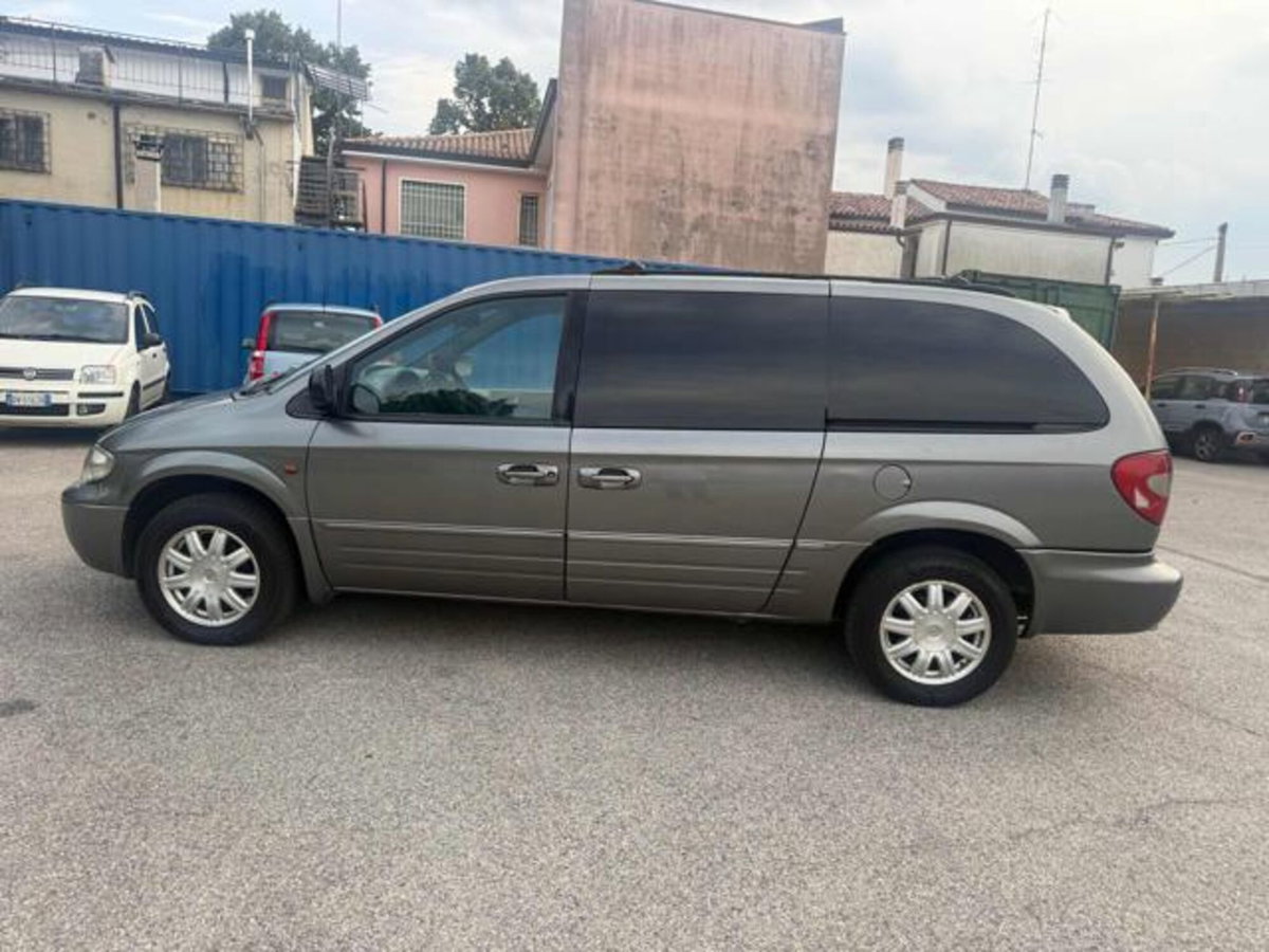 Chrysler Grand Voyager Grand Voyager 2.8 CRD cat Limited Auto (19)