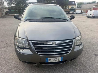 Chrysler Grand Voyager Grand Voyager 2.8 CRD cat Limited Auto (2)
