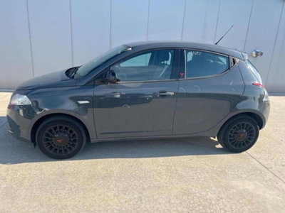 Lancia Ypsilon 1.2 69 CV 5 porte Elle (6)