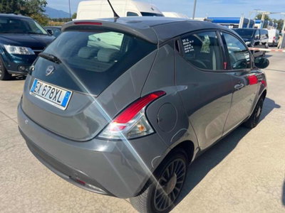 Lancia Ypsilon 1.2 69 CV 5 porte Elle (8)