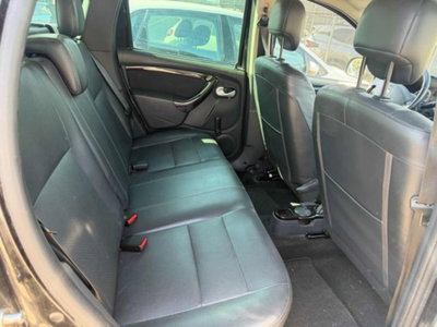 Dacia Duster 1.5 dCi 110CV 4x2 Lauréate (10)