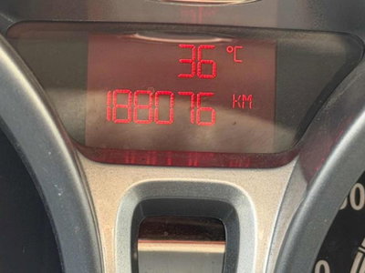 Ford Fiesta 1.4 5 porte Bz.- GPL Titanium (6)