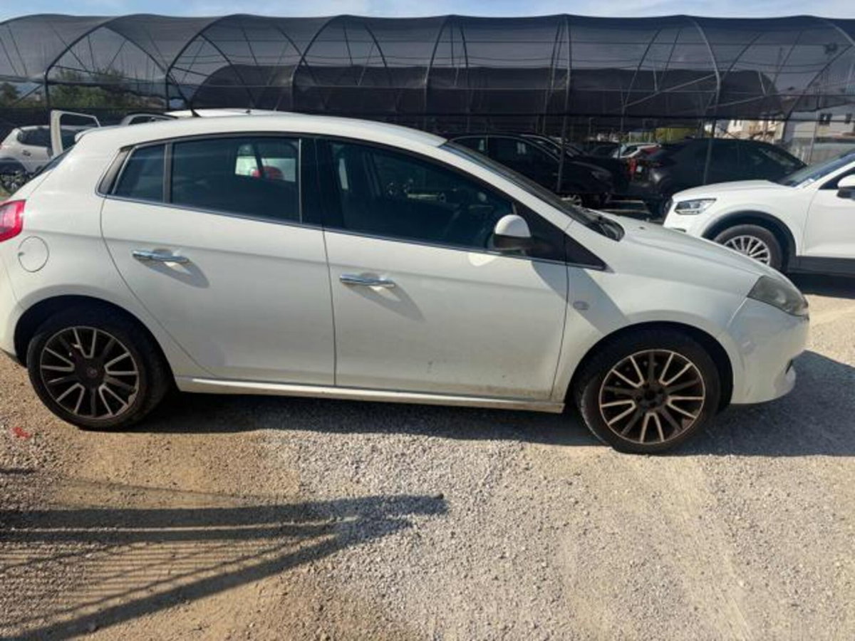 Fiat Bravo 1.6 MJT 105 CV DPF Emotion (12)