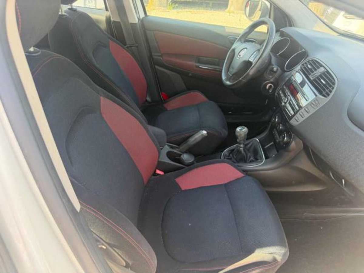 Fiat Bravo 1.6 MJT 105 CV DPF Emotion (13)