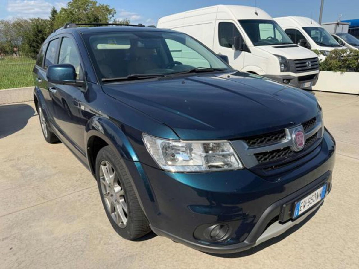 Fiat Freemont 2.0 Mjt 170 CV 4x4 Automatica Lounge (20)