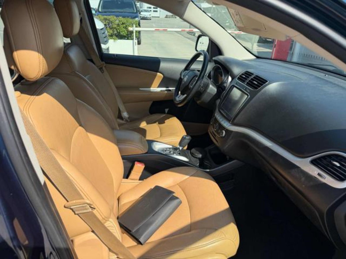 Fiat Freemont 2.0 Mjt 170 CV 4x4 Automatica Lounge (7)
