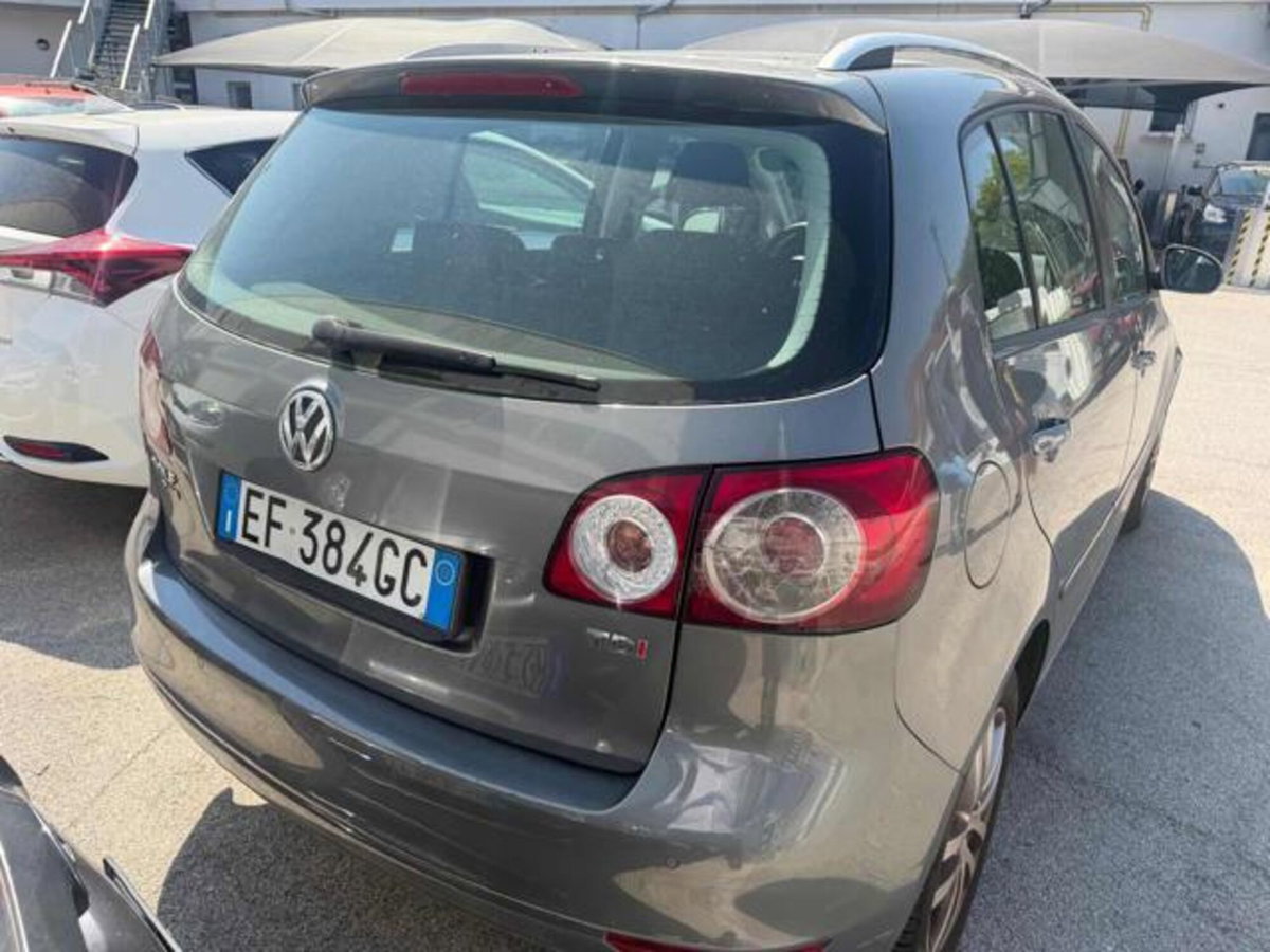 Volkswagen Golf Plus 1.6 TDI DPF DSG Highline (15)