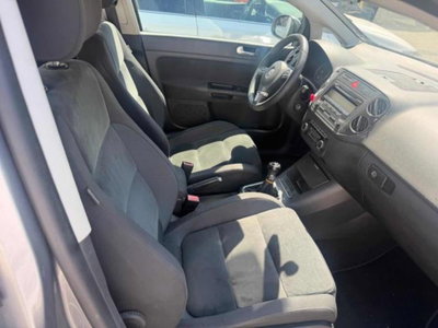 Volkswagen Golf Plus 1.6 TDI DPF DSG Highline (5)