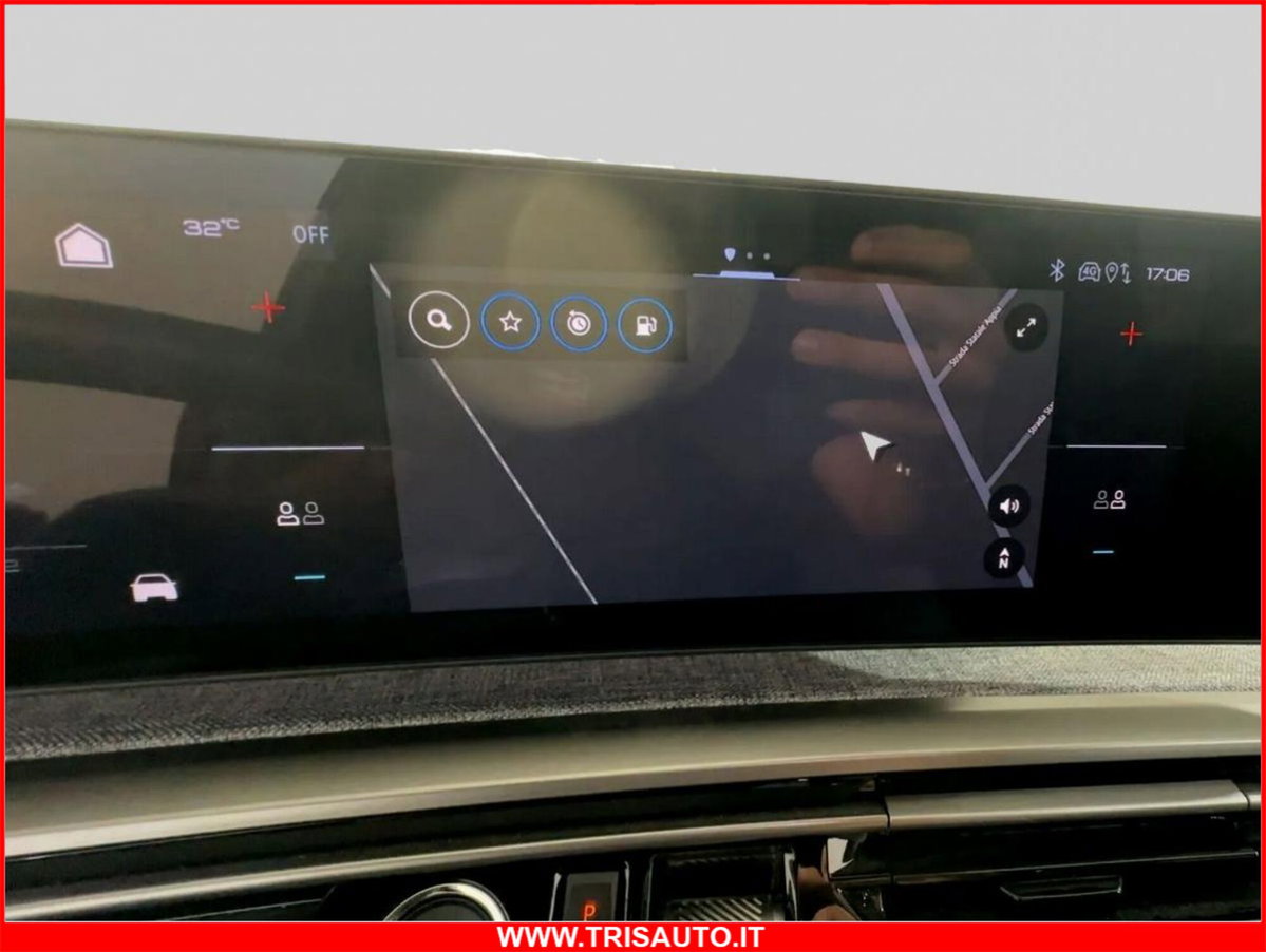 Peugeot 3008 1.2 hybrid GT Exclusive 145cv e-dcs6 (10)
