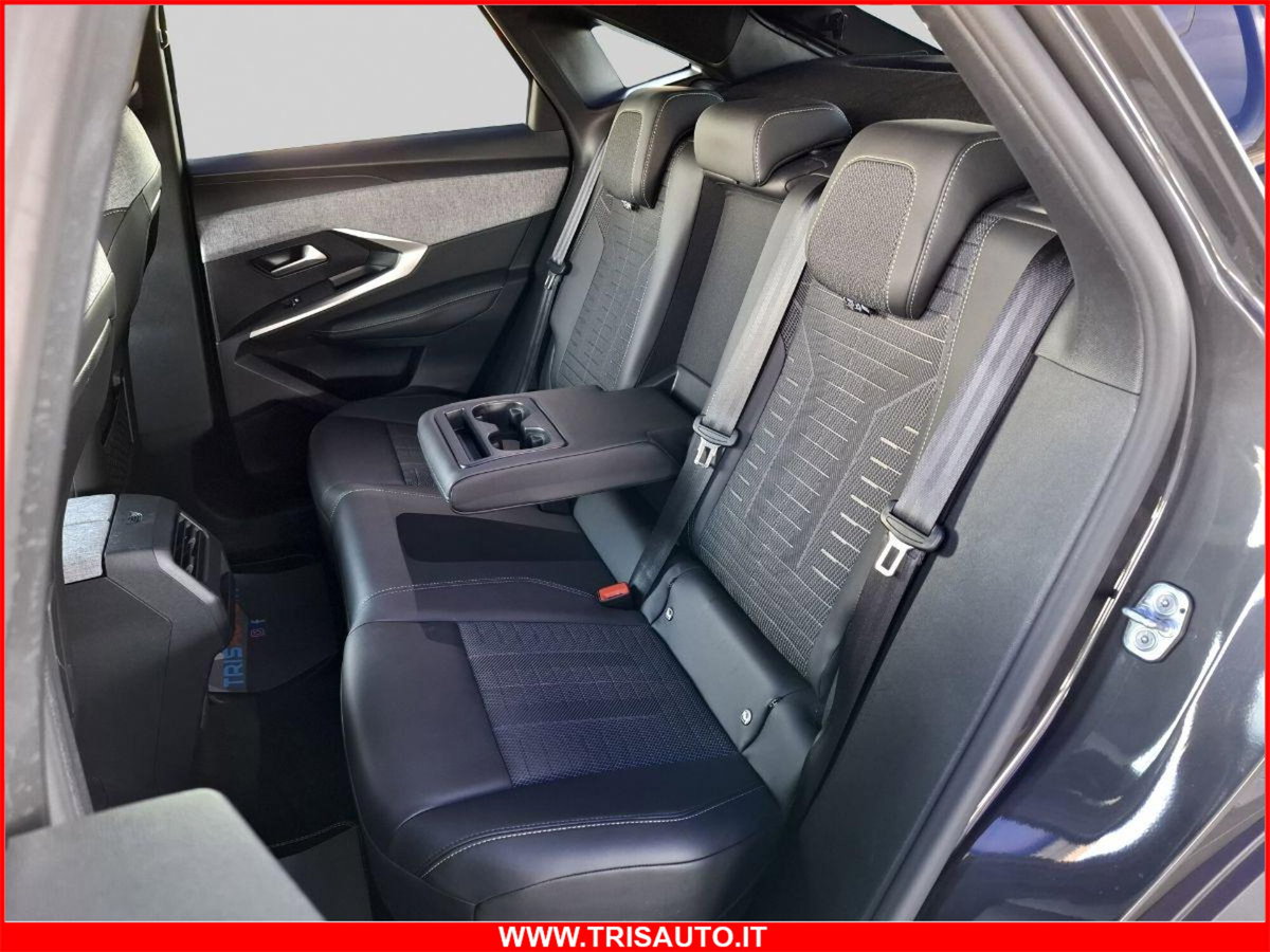 Peugeot 3008 1.2 hybrid GT 145cv e-dcs6 (12)
