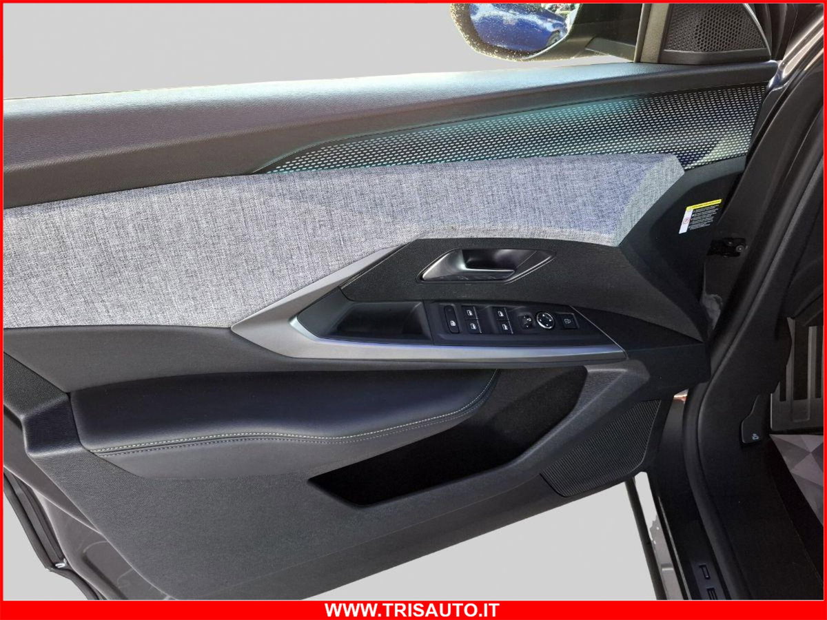 Peugeot 3008 1.2 hybrid GT 145cv e-dcs6 (13)