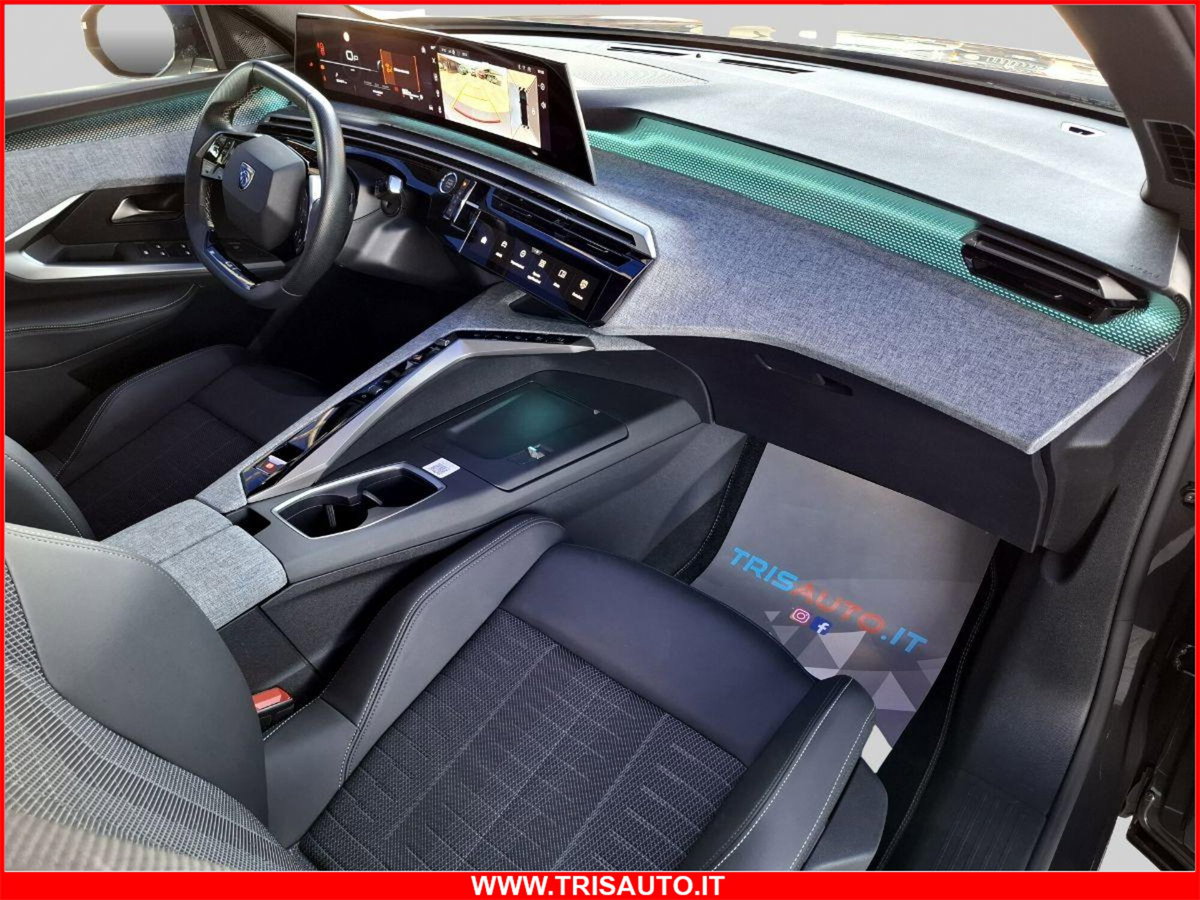 Peugeot 3008 1.2 hybrid GT 145cv e-dcs6 (7)