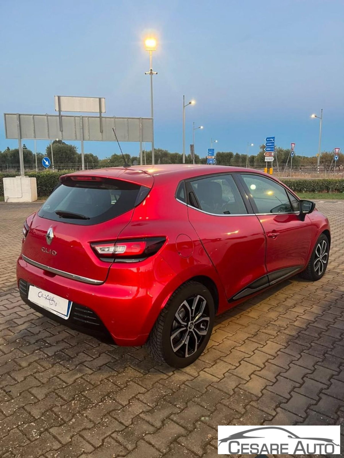 Renault Clio Sporter dCi 8V 90CV EDC Start&Stop Energy Duel (5)