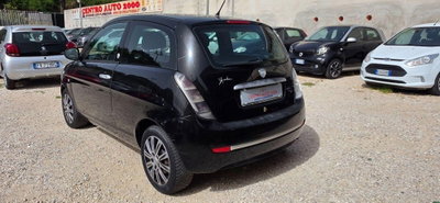 Lancia Ypsilon 1.4 Argento Ecochic GPL (5)