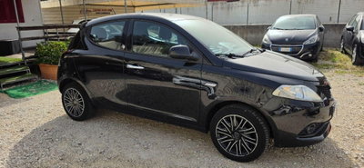 Lancia Ypsilon 1.2 69 CV 5 porte GPL Ecochic Gold (8)