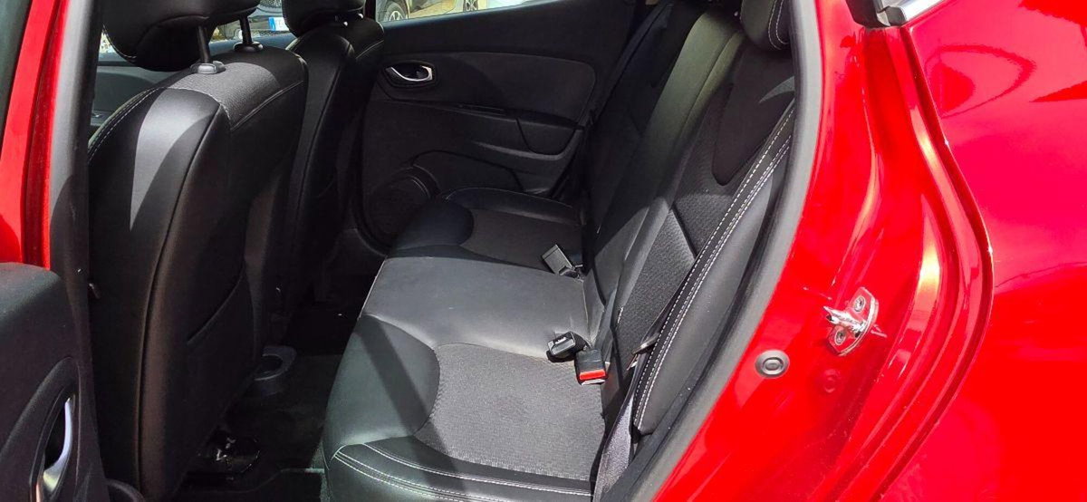 Renault Clio TCe 12V 90 CV GPL 5 porte Moschino Zen (12)