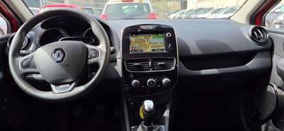 Renault Clio TCe 12V 90 CV GPL 5 porte Moschino Zen (13)