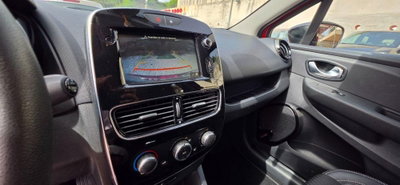 Renault Clio TCe 12V 90 CV GPL 5 porte Moschino Zen (20)