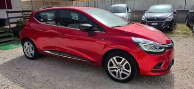 Renault Clio TCe 12V 90 CV GPL 5 porte Moschino Zen (8)