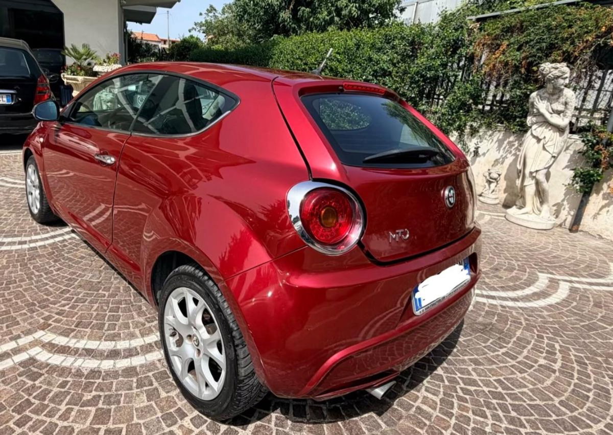 Alfa Romeo MiTo 1.4 78 CV Distinctive Premium Pack (2)