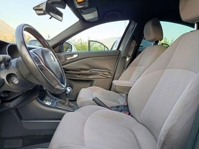 Alfa Romeo Giulietta 1.4 Turbo Giulietta 120cv (12)