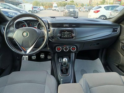 Alfa Romeo Giulietta 1.4 Turbo Giulietta 120cv (15)