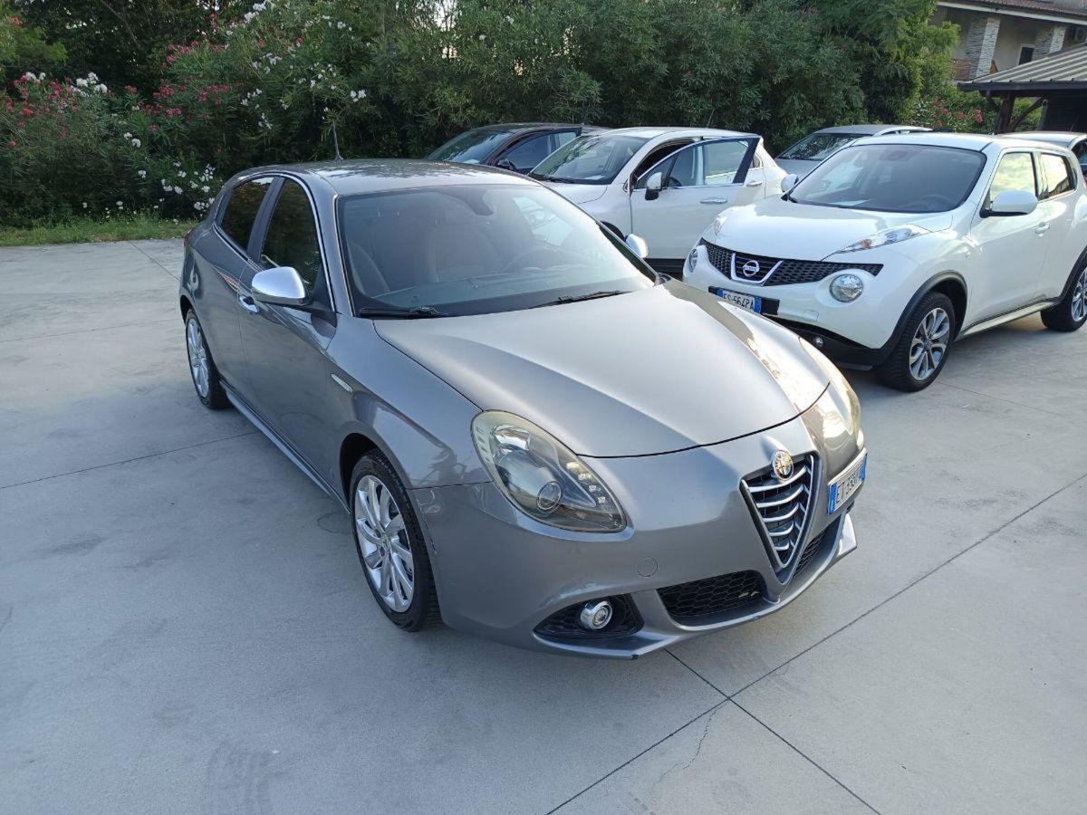 Alfa Romeo Giulietta 1.4 Turbo Giulietta 120cv (5)