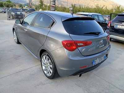 Alfa Romeo Giulietta 1.4 Turbo Giulietta 120cv (9)