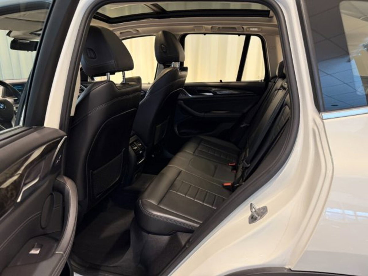 BMW X3 xDrive20d xLine (5)