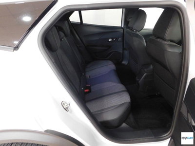Peugeot 2008 BlueHDi 130 S&S EAT8 Allure Pack (14)