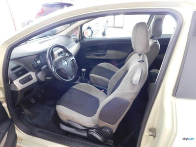Fiat Grande Punto 1.2 3 porte Active (7)