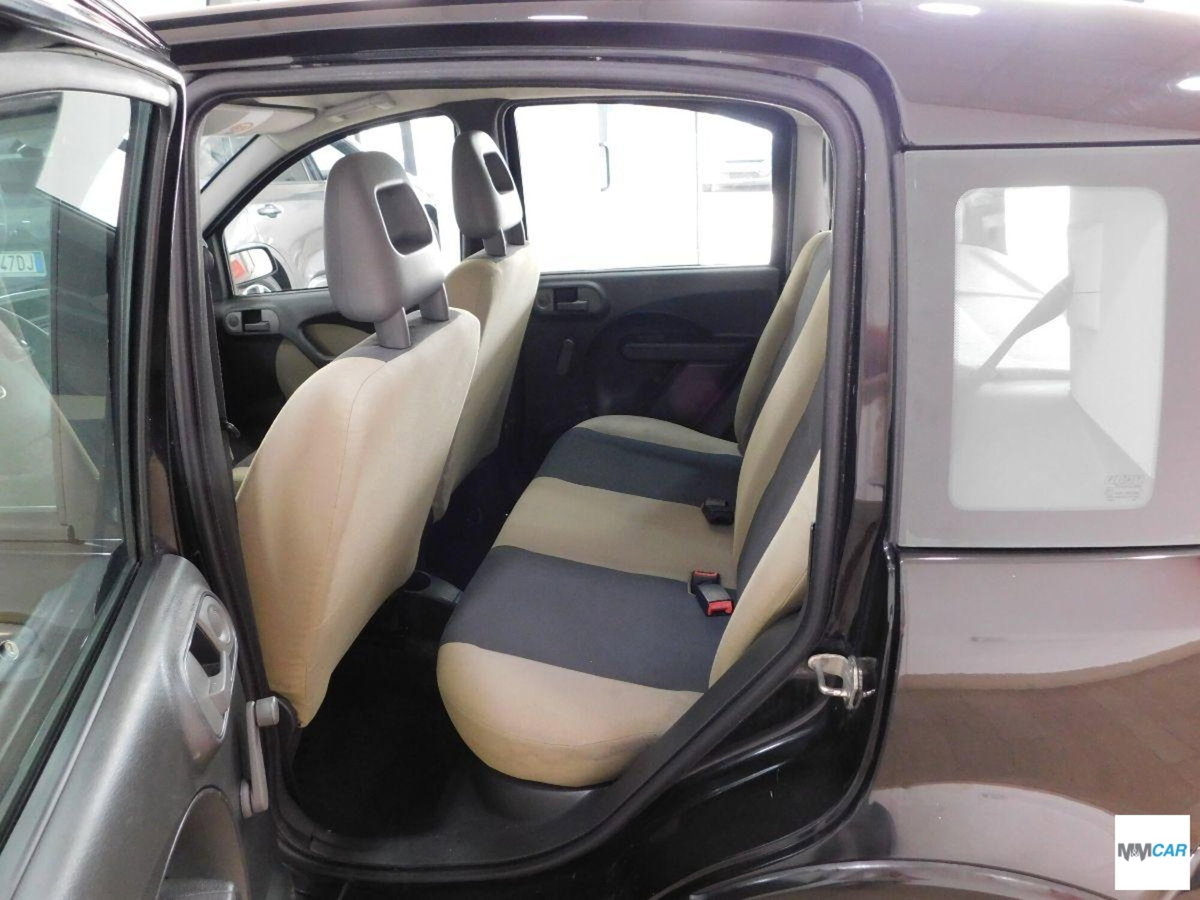 Fiat Panda 1.2 4x4 Climbing (9)